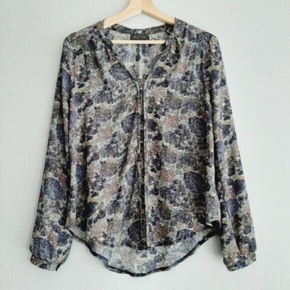 ASTR Flowy Sheer Hi-low Hem Floral Long Sleeve Top Sz S - Picture 2 of 8